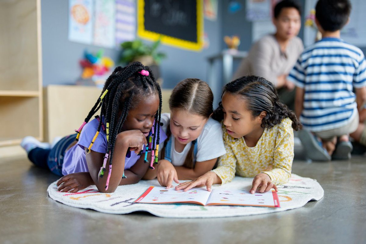 openupresources's tweet image. 🧵/ This #LaborDay, we honor the dignity of work and the power of perseverance — both values our #OpenUpELA texts bring to life. 

From Esperanza Rising to A Long Walk to Water, students explore and are inspired by the stories of workers and changemakers who shaped history. 📚