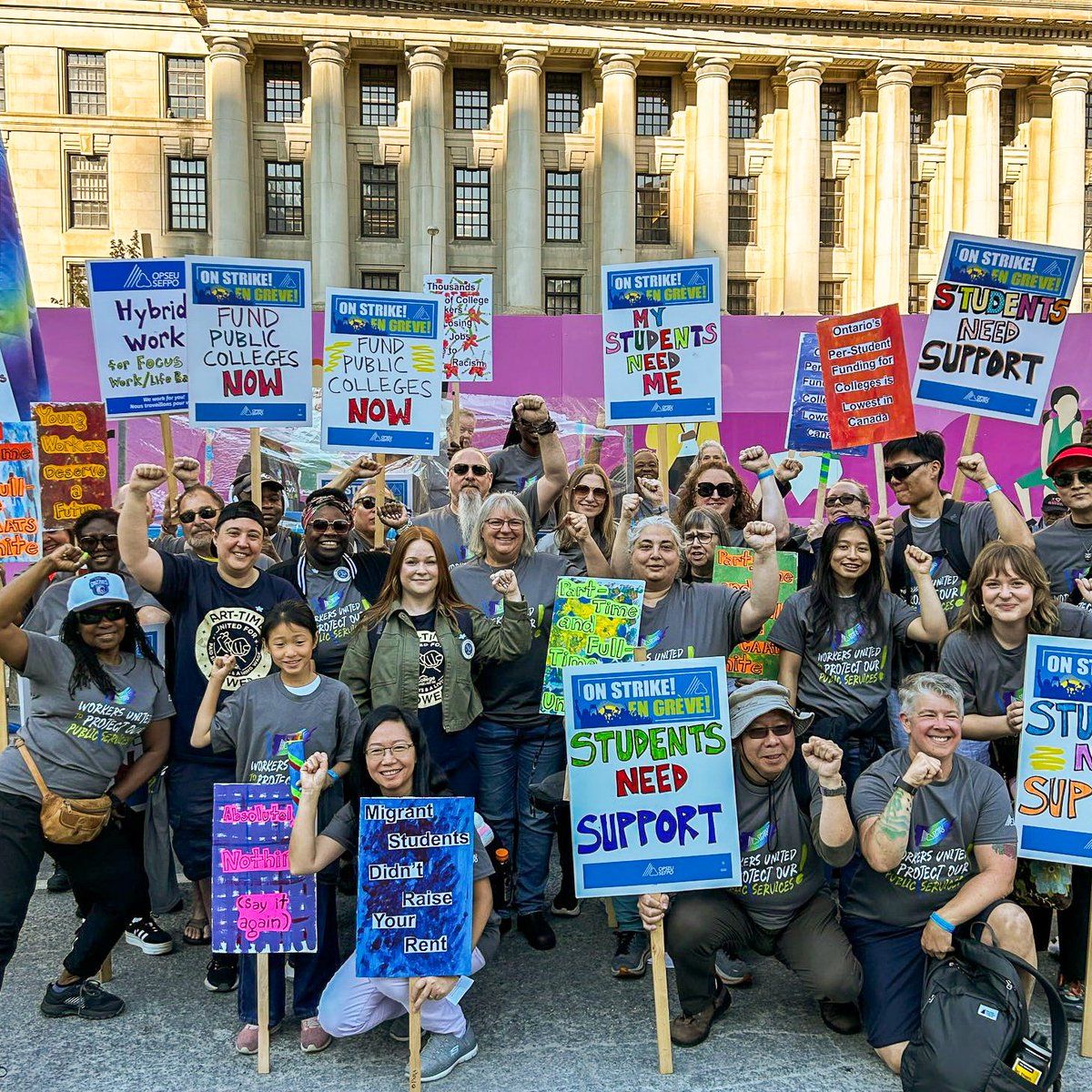 Ontario college support staff join forces to make Labour Day history: 10,000 full-time workers will walk the line for job security should a deal fail to be reached by Sep 11, while 13,000 part-time staff join the rising tide &amp; organize for a strike vote this fall! #ONpse #ONpoli