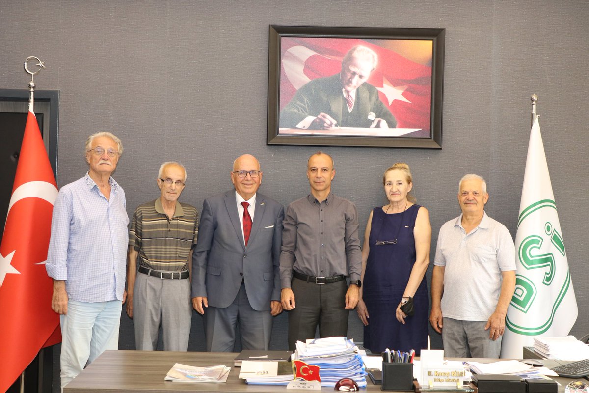 Gediz Havzası Erozyonla Mücadele, Ağaçlandırma, Çevre ve Kalkınma Vakfı (GEMA) Başkanı Şener Kilimcigöldelioğlu, DSİ 2. Bölge Müdürümüz Hüseyin Koray Bilgi'yi makamında ziyaret etti.