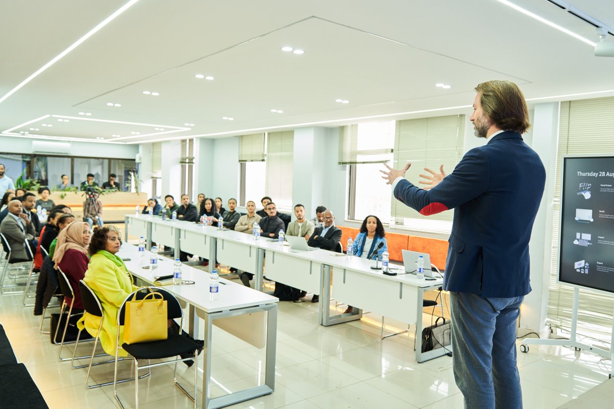 Zeleman Communications tweet media