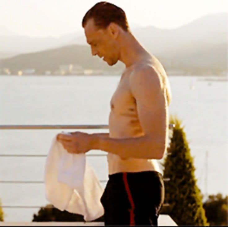 MilicaPloca's tweet image. Perspectives and hot body parts. 🥵🔥🧊🔥
#TomHiddleston #JonathanPine #TheNightManager1