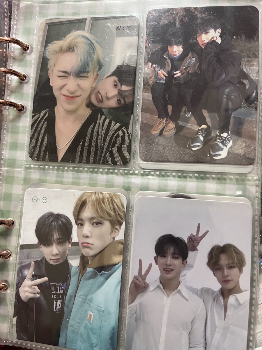 uwuchaes's tweet photo. the way i would never let go of these https://t.co/yC1j4Q9FsL