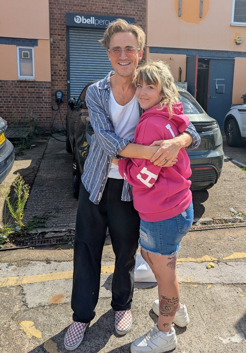 This guy honestly 🥰 Thankyou <a href="/TomFletcher/">Tom Fletcher</a> for being you ! Such a lovely guy! And you were amazing with my crazy kids, so thankyou 🙂