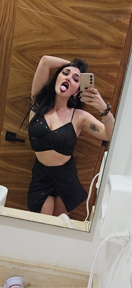 Just me, my mirror, and zero clothes after this pic 😈 Wanna see?
 👉 LINK IN BIO BABY 🤫
#OnlyFansPromo #NSFW #FreenBecky #FreenBeckyWelcomeToLATAM #LaCasaDeLosFamosososMx #WilliamEst1stFMinHongKong #paofc #HappyBirthdayJungkook #earthquake