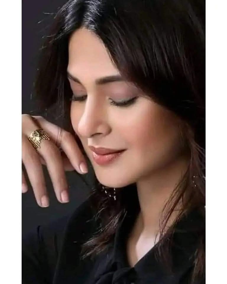 jags (@lovely_jagriti) on Twitter photo <a href="/AnjaliS73470767/">Anjali Singhal</a> <a href="/Billion478/">poonam verma</a> जब हम किसी को अपनाते हैं
तो अपना सर्वस्व उस पर लुटाते है, भरोसा करते है आँख बंद करके उसका, उसका न दिल कभी दुखाते है, खुश रहे वो सदा,
ये दुआ हम रब से मांग आते है।🖤❤️🧡 <a href="/AnjaliS73470767/">Anjali Singhal</a> <a href="/Billion478/">poonam verma</a> जब हम किसी को अपनाते हैं
तो अपना सर्वस्व उस पर लुटाते है, भरोसा करते है आँख बंद करके उसका, उसका न दिल कभी दुखाते है, खुश रहे वो सदा,
ये दुआ हम रब से मांग आते है।🖤❤️🧡