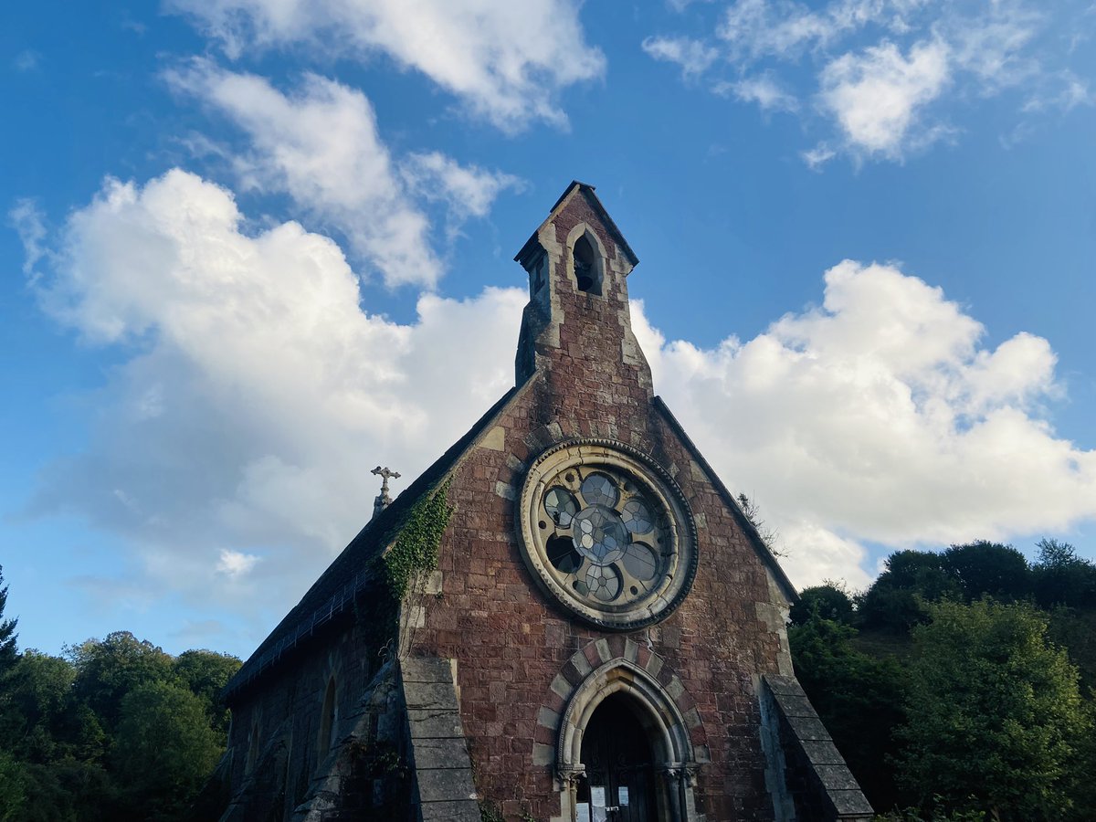 ProbeComposer's tweet image. Local chapel is falling down.