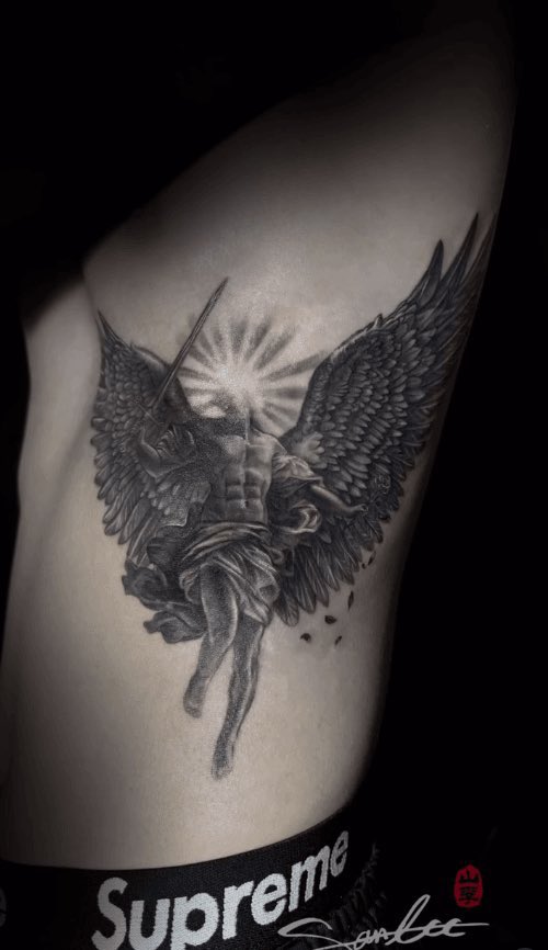 リッキーのタトゥー公開されててえぐい