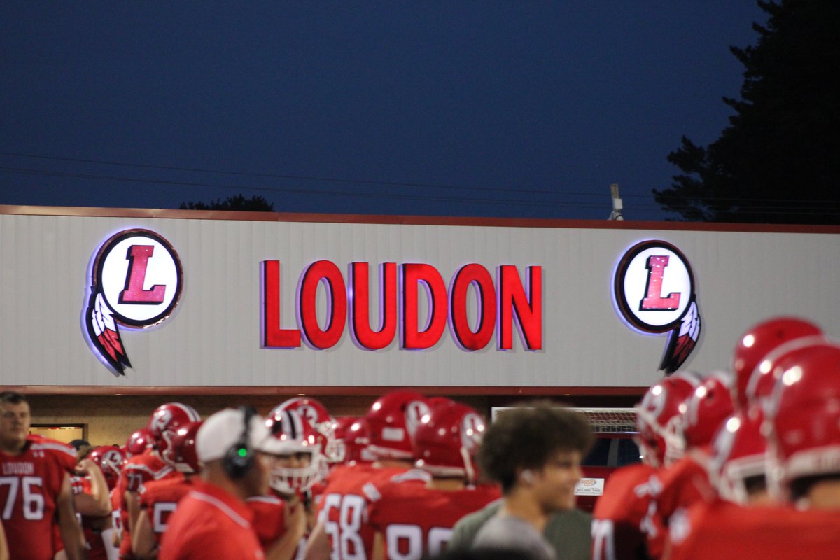 NewsHeraldSport's tweet image. 📸 Battle of the Bridge 🏈 (Pt. 1)