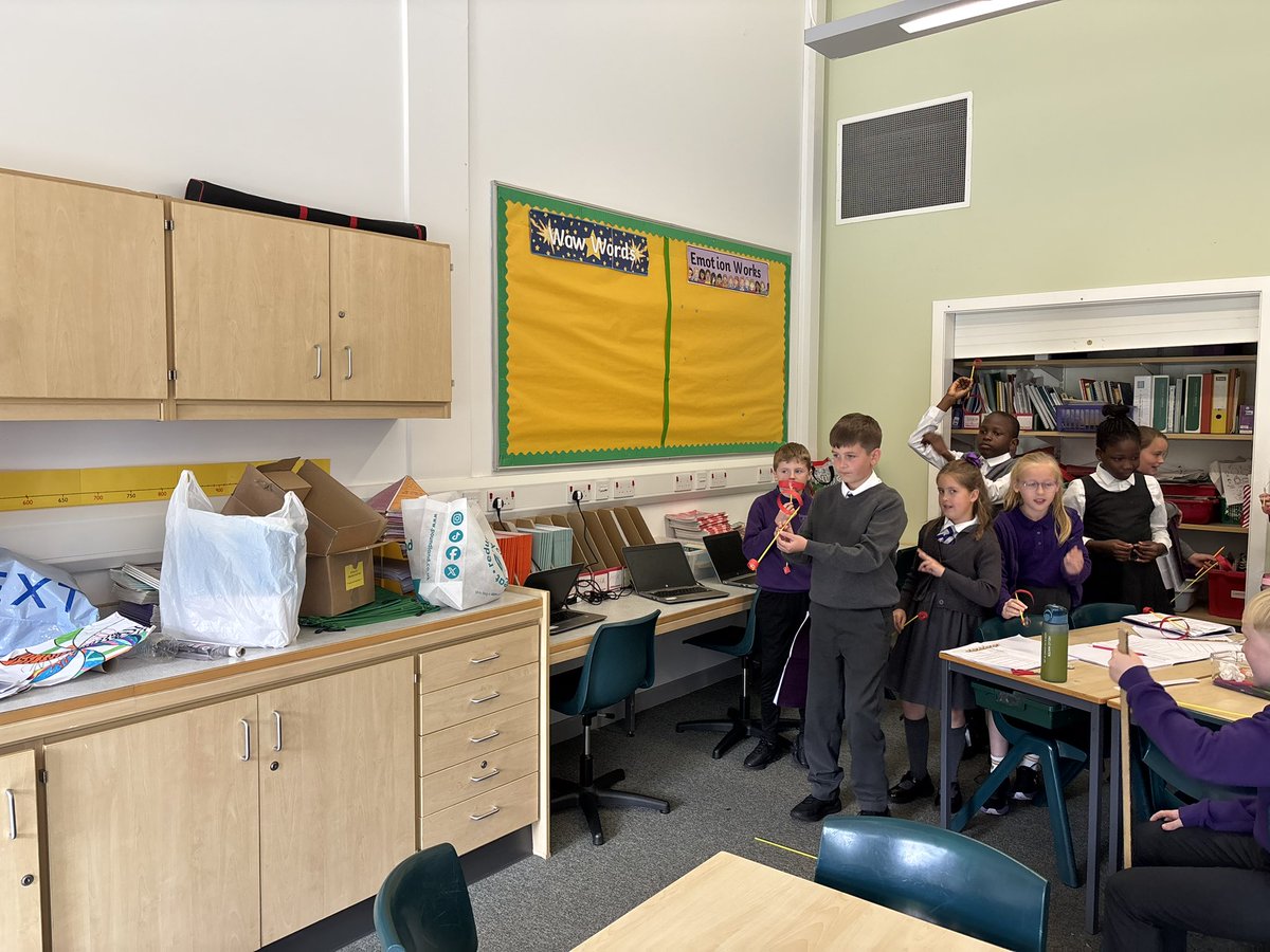 Mrs Deafley P6B tweet media