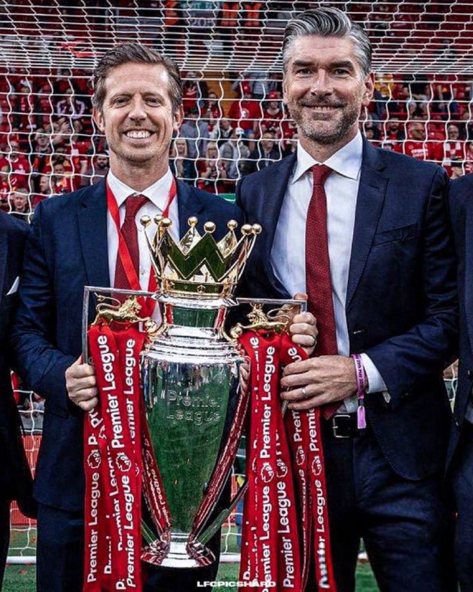 أفضل سوق انتقالات في التاريخ لنادي إنجليزي.

صرف حوالي نصف مليار باوند
في المقابل بـيع بـ300 مليون باوند تقريبًا

صافي الصرف وصل 200 مليون باوند مع رفع الجودة في التشكيلة بشكل عظيم.

عمل تاريخي من نادي ليفربول .. احترام 🫡♥️