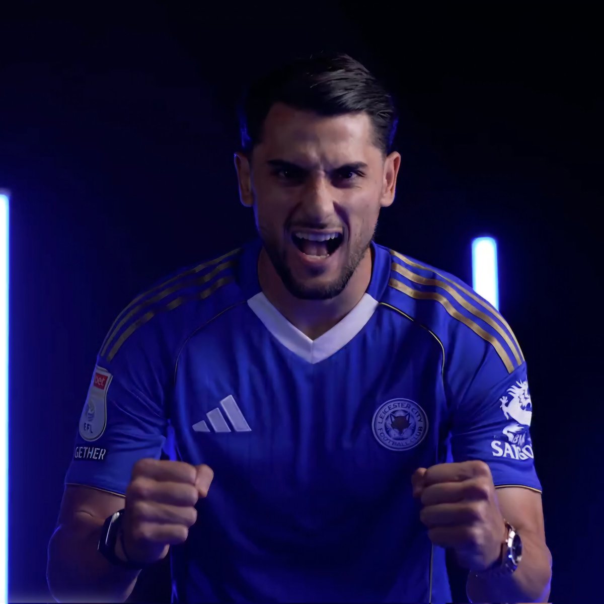 Welcome Julian Carranza 🇦🇷
#lcfc 💙🦊