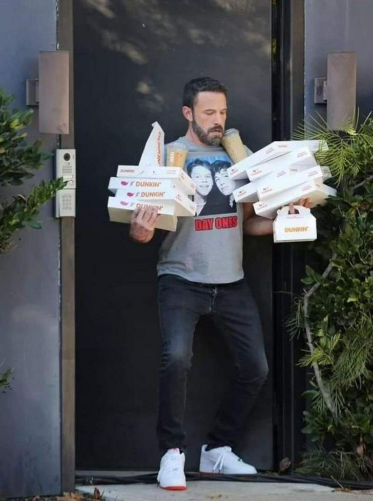 Games releasing this month: 

▪️ Borderlands 4
▪️ Hollow Knight: Silksong
▪️ Silent Hill f
▪️ Skate
▪️ Final Fantasy Tactics
▪️ Sonic Racing: CrossWorlds
▪️ Dying Light: The Beast