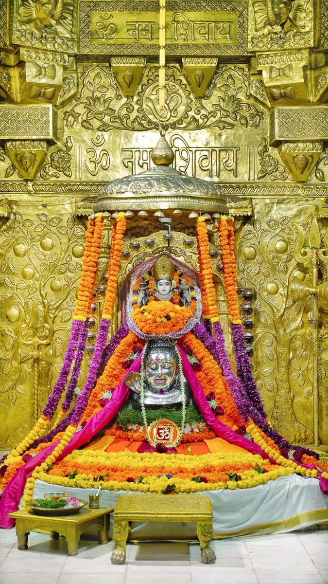 श्री सोमनाथ ज्योतिर्लिंग जी के आज के संध्या शृंगार आरती दर्शन 01.09.2025
