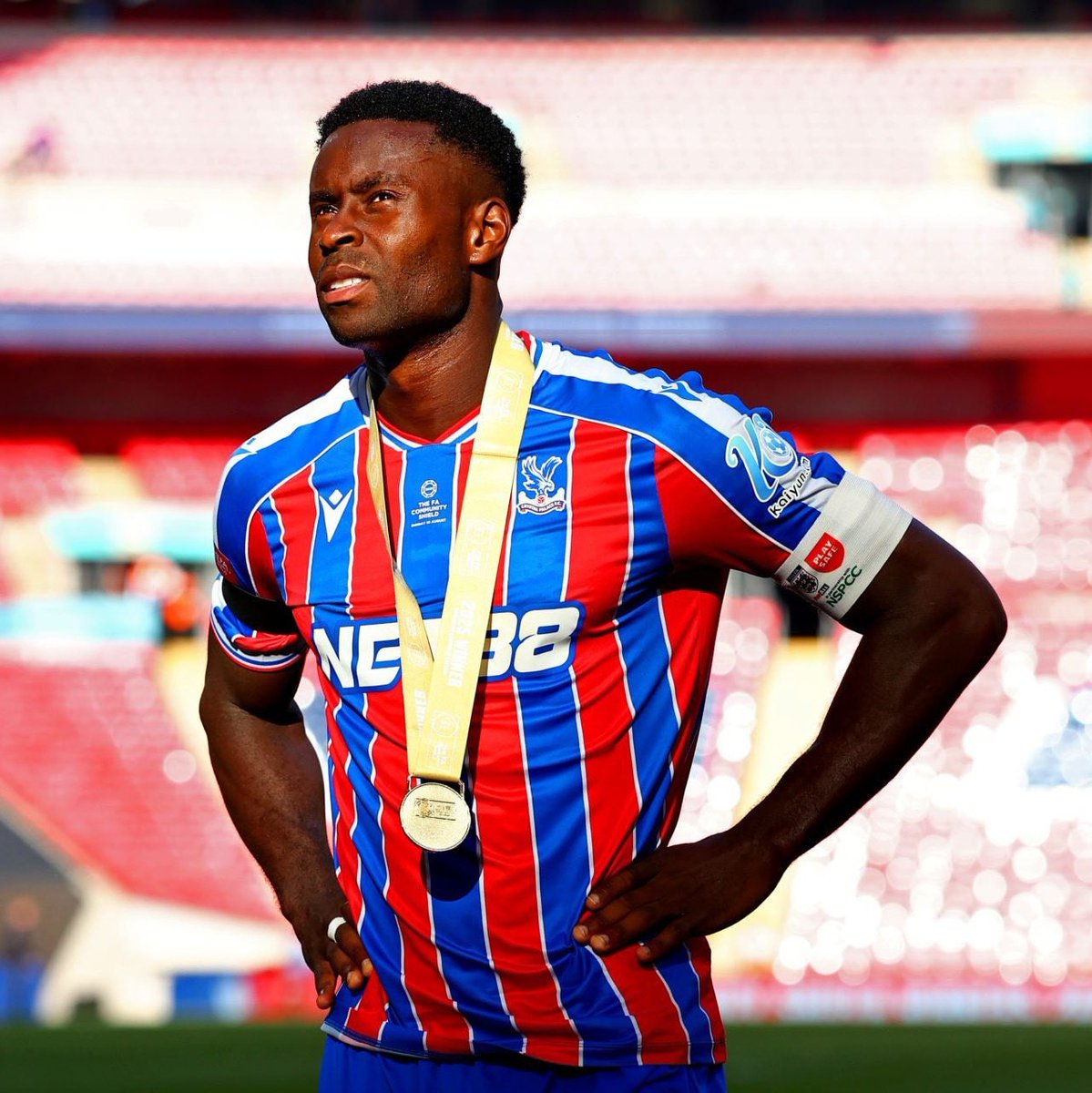 Extra Time Indonesia (@idextratime) on Twitter photo 🚨 HERE WE GO : Liverpool segera mengamankan jasa Marc Guehi (25/CB/🏴) dari Crystal Palace. 🔜
• Paket transfer senilai £35 juta.
• Klausul penjualan 10% di masa depan.
• Kontrak selama 5 tahun.
📝 <a href="/FabrizioRomano/">Fabrizio Romano</a> 🚨 HERE WE GO : Liverpool segera mengamankan jasa Marc Guehi (25/CB/🏴) dari Crystal Palace. 🔜
• Paket transfer senilai £35 juta.
• Klausul penjualan 10% di masa depan.
• Kontrak selama 5 tahun.
📝 <a href="/FabrizioRomano/">Fabrizio Romano</a>