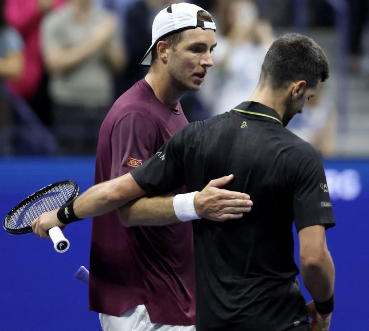 🗣️Struff on Novak Djokovic:

"He destroyed me. He made almost no mistakes and didn't allow me to attack. I tried over and over again to come back but I couldn't do it. He didn't give me a chance. 

He's the greatest ever without a doubt."