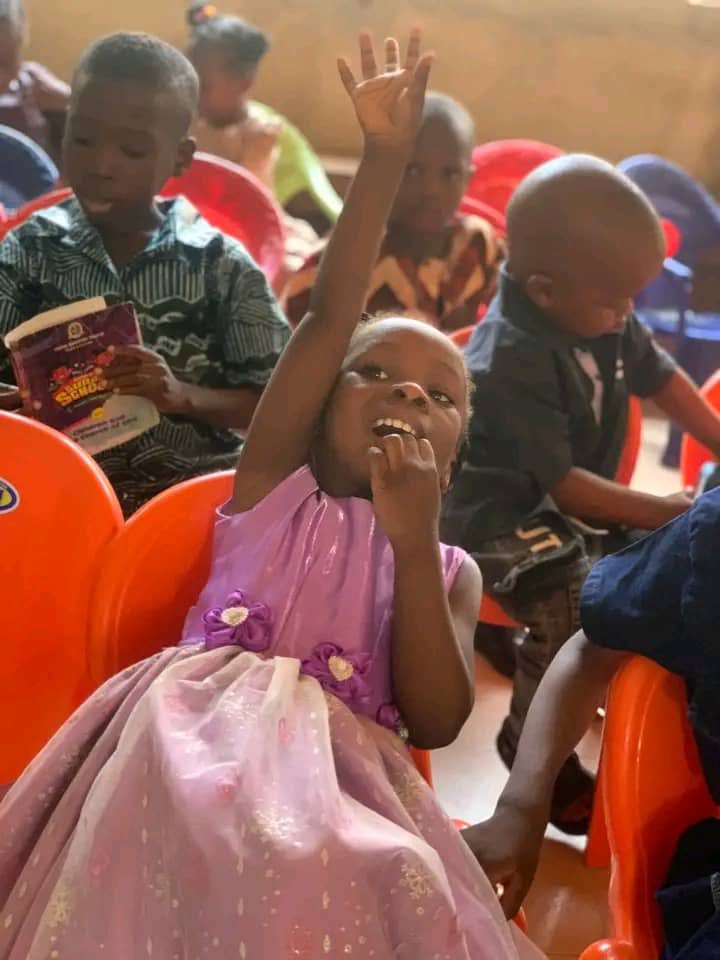 adewolaadekunl1's tweet image. New month. New week. New opportunities to change lives.
Today, I want to share a story about hope, courage, and the power of giving. #LaborDay #NewMonthNewHope