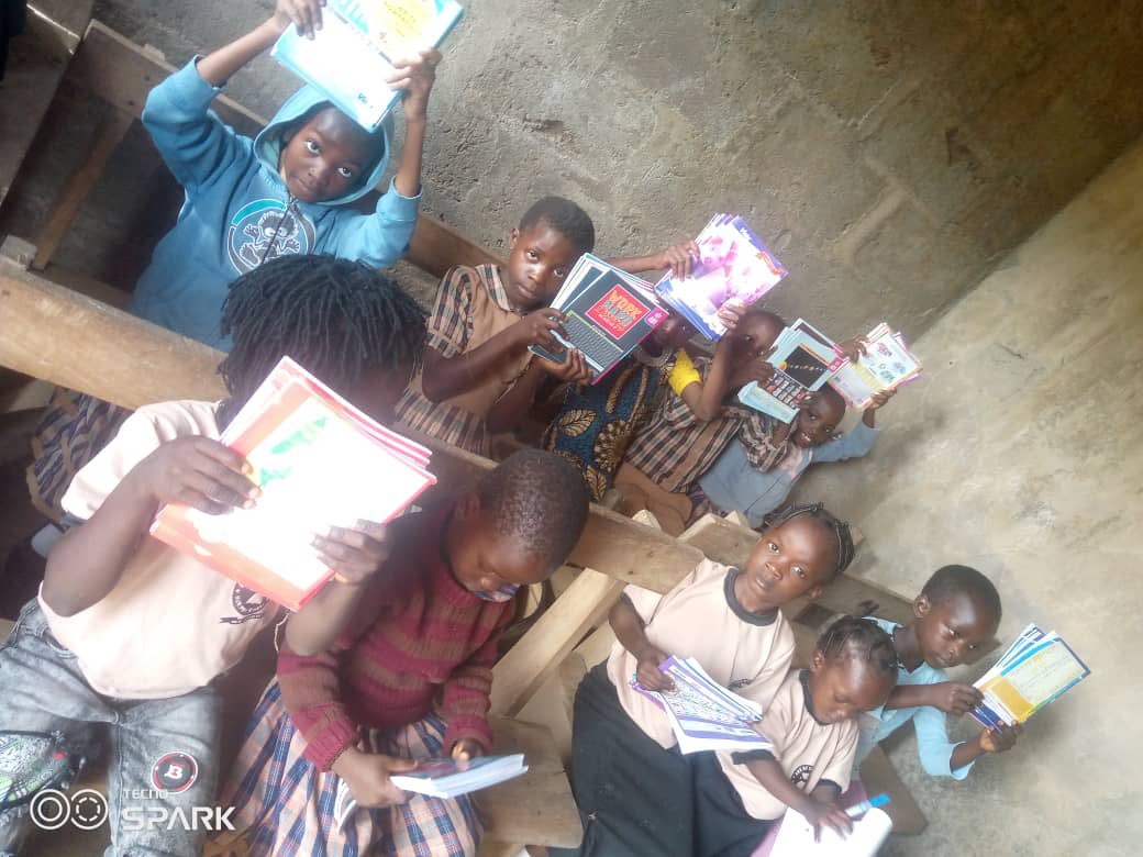 adewolaadekunl1's tweet image. We’re raising $500 for school supplies to give these kids the tools they need to thrive. Each donation = a brighter future. 🙏✨
…balaiseiyanuevangelicalministries.org/donations/give
#DonateForEducation #AgbalaOrphanage