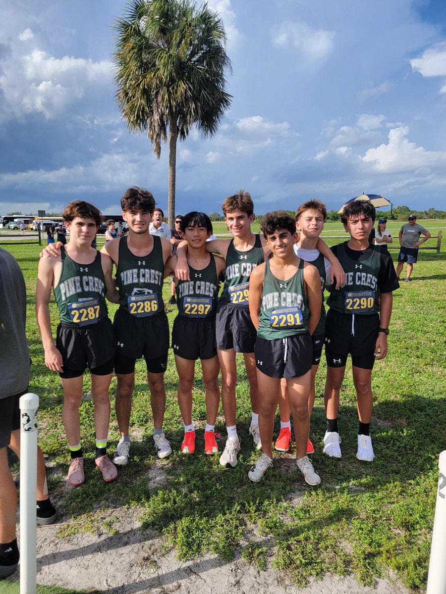 pinecresttrack's tweet image. Ryan Frawley finished 2nd with a 14 sec PR, 16:42, out of 128 runners.  It was also 1:00 faster than last year&apos;s opener.  His time is also #9 in FL for 2A.  The boys finished 2nd out of 10 &amp;amp; are currently ranked #9 in 2A.  #PCXCountry #PCTrack #PCAthletics #PCPanthers
#PCAlumni