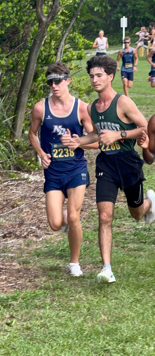 pinecresttrack's tweet image. Ryan Frawley finished 2nd with a 14 sec PR, 16:42, out of 128 runners.  It was also 1:00 faster than last year&apos;s opener.  His time is also #9 in FL for 2A.  The boys finished 2nd out of 10 &amp;amp; are currently ranked #9 in 2A.  #PCXCountry #PCTrack #PCAthletics #PCPanthers
#PCAlumni