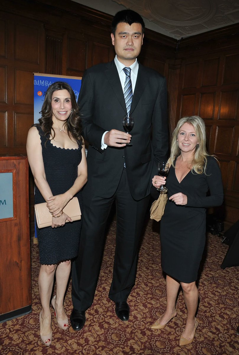 JBDS__'s tweet image. Chaplin and Segecic in the box with Shaughnessy for a corner. #Pompey