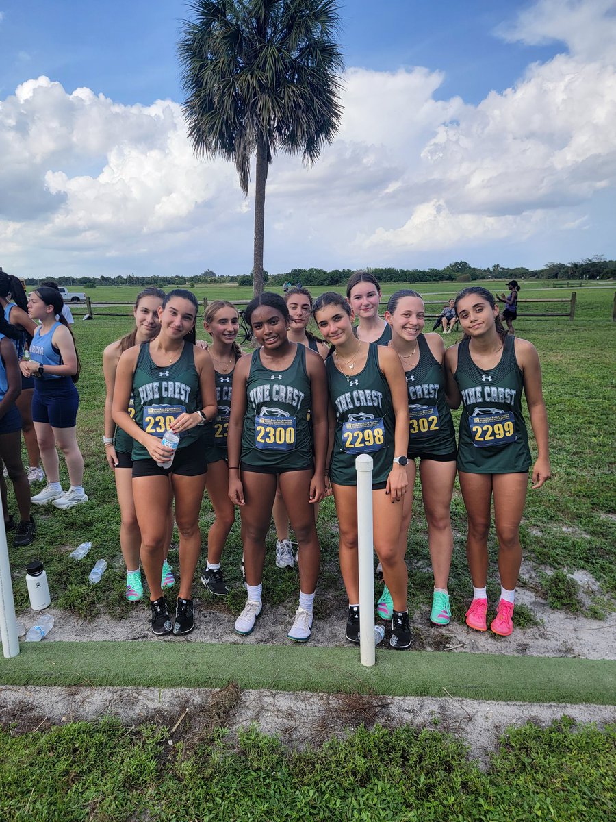pinecresttrack's tweet image. Sarah Montague won the Shark Bite Invite, PR by 18 seconds 19:35.  It was her first ever cross country win, fastest time since 2022 &amp;amp; 2:32 faster than last year&apos;s opener.  Her time is also #4 in FL for 2A.    #PCXCountry #PCTrack #PCAthletics #PCPanthers
#PCAlumni