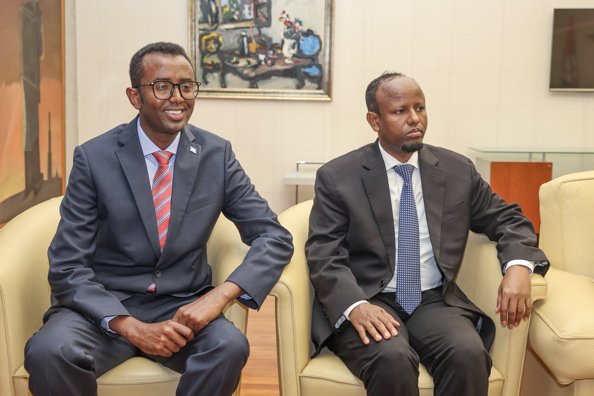 H.E. Prime Minister Hamza Abdi Barre and his delegation arrived in Belgrade, Serbia, on an official visit to strengthen bilateral relations between Somalia and Serbia.

During the visit, the Prime Minister will meet with Serbian leaders to discuss key issues, including