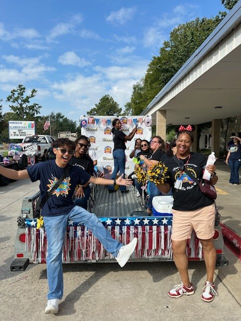 Getting ready for the annual Timberlane Labor Day Parade! Our <a href="/HirschHawk/">Hirsch Elementary</a> float is ready! <a href="/SpringISD/">Spring ISD</a> #weleadtx #believeinspring