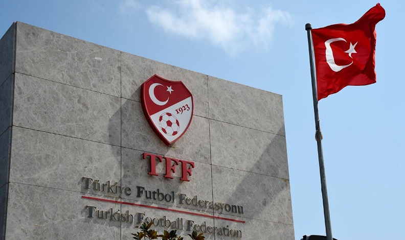 Türkiye Futbol Federasyonu'nun kararı Bursaspor'u yakından ilgilendiriyor

linehaber.com.tr/tffnin-karari-…

#tff  #bursaspor