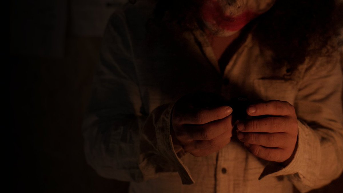 ThomasHalle13's tweet image. Can't wait to show more of this creepy dude!👺
Shot from my upcoming movie 'THE RED BOX PROJECT'. 

(Actor: Hubert Gelinas. English VA: J Michael Tatum)