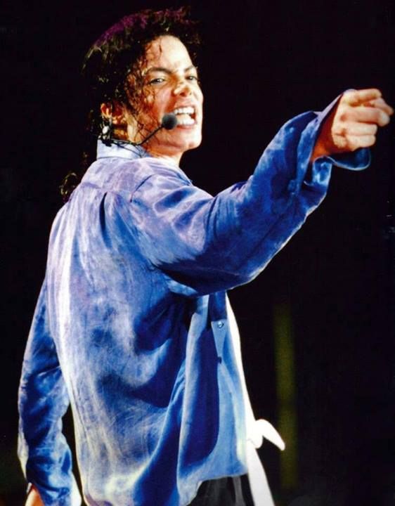 cute vampire                        angy vampire