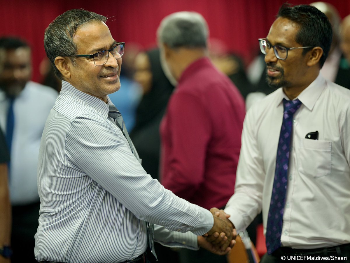 UNICEFMaldives's tweet photo. “Every child deserves a second chance – because our society is stronger, safer &amp; more just when we choose rehabilitation over retribution.” - UNICEF Rep @eddie_addai 

📸 Closing &amp; presentation of policy recommendations from the National Juvenile Justice Conference 2025

@PGO_MV https://t.co/OUkXGNjgEs