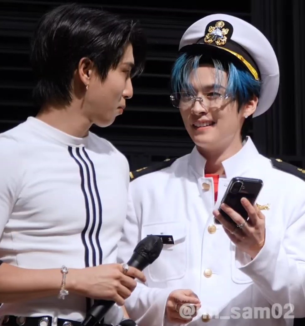 smolsungies's tweet image. oh!