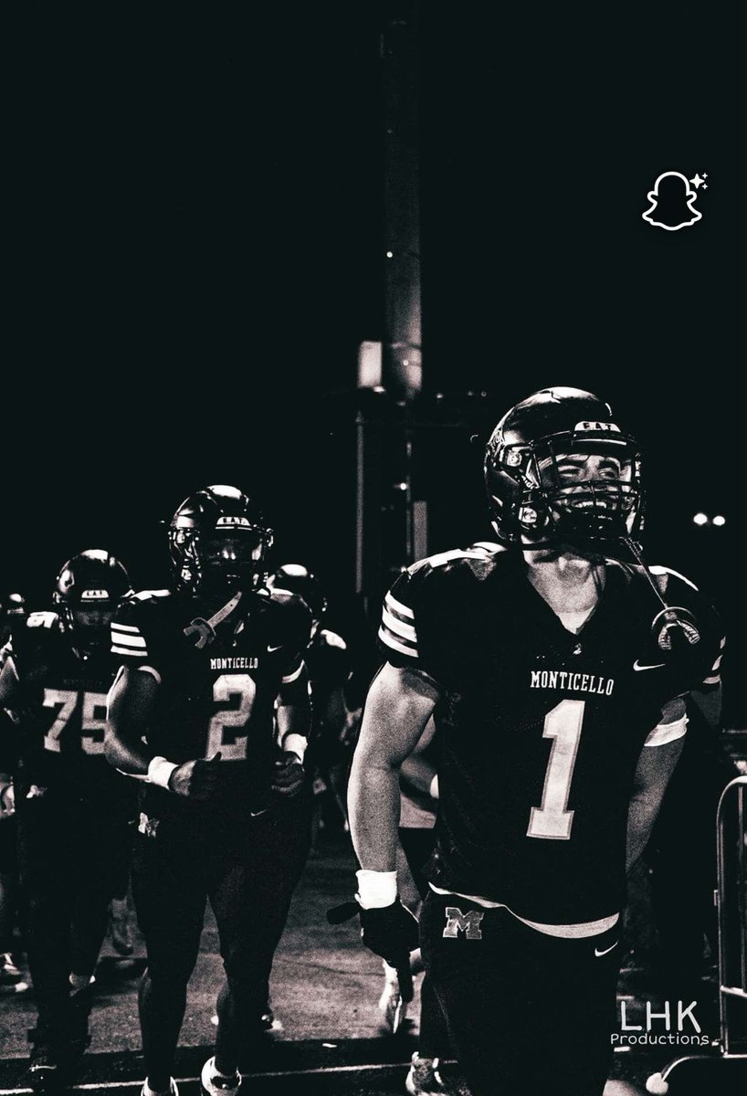 Week 1 Highlights‼️
100+ All Purpose
8 Tackles
1 Pbu

hudl.com/v/2SXb8a