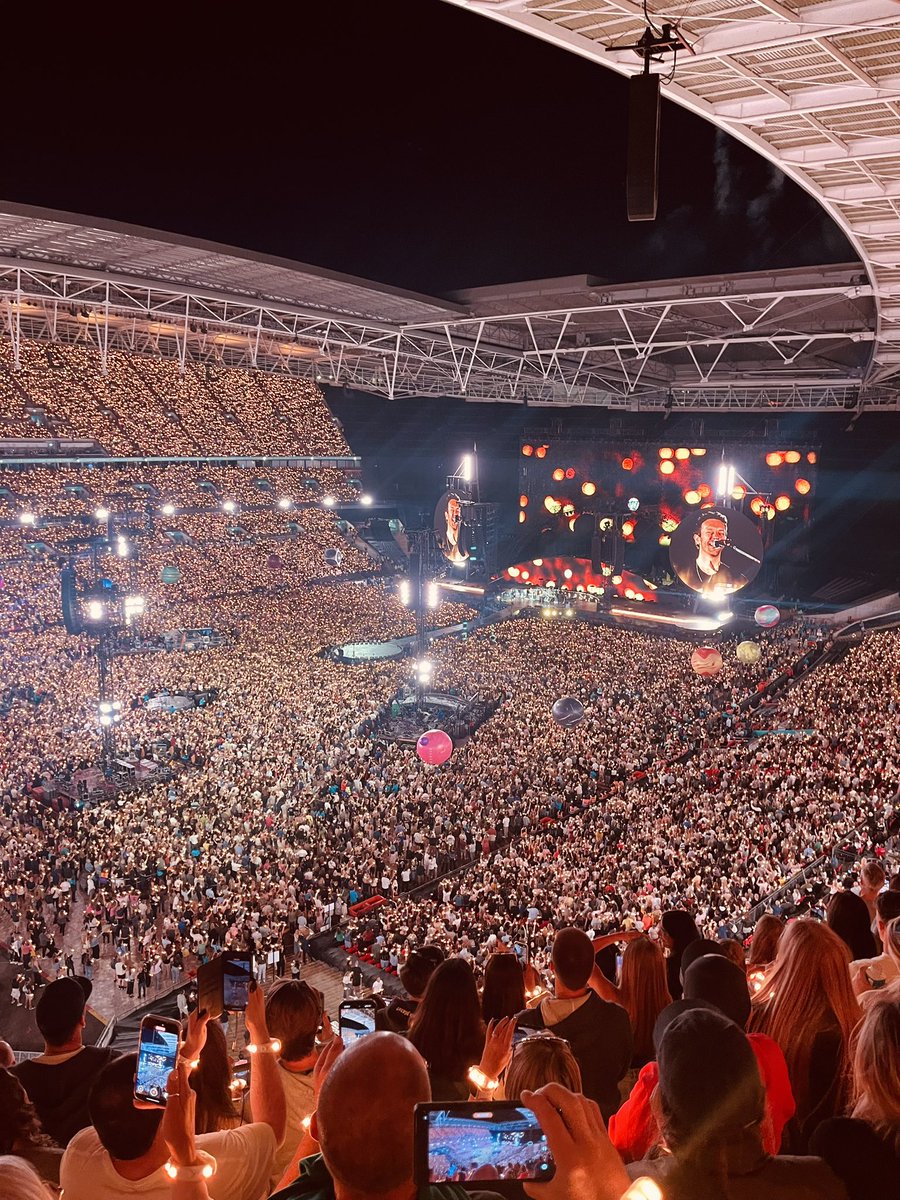 David Mills tweet media