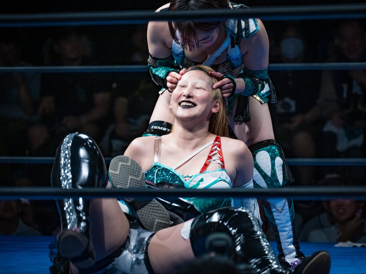 #本間多恵プロ恋10
2025.8.30 新木場1stRING

不良になった娘を
笑いとばすお母さんの図

#マーベラスプロレス
#川畑梨瑚
#本間多恵