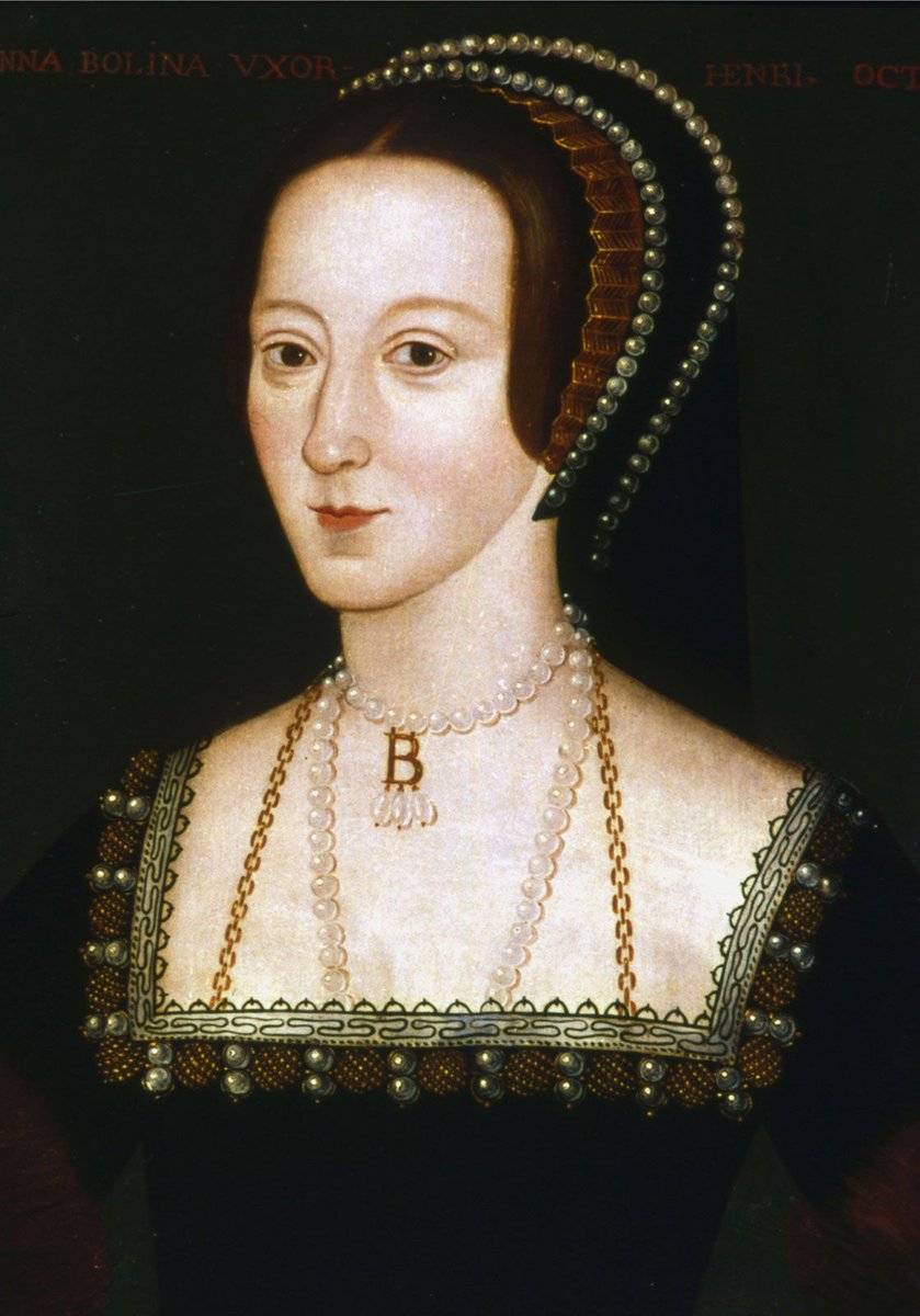 On this day in 1532 Lady Anne Boleyn was created Marquis of Pembroke, at Windsor Castle.
🫅👑🥰