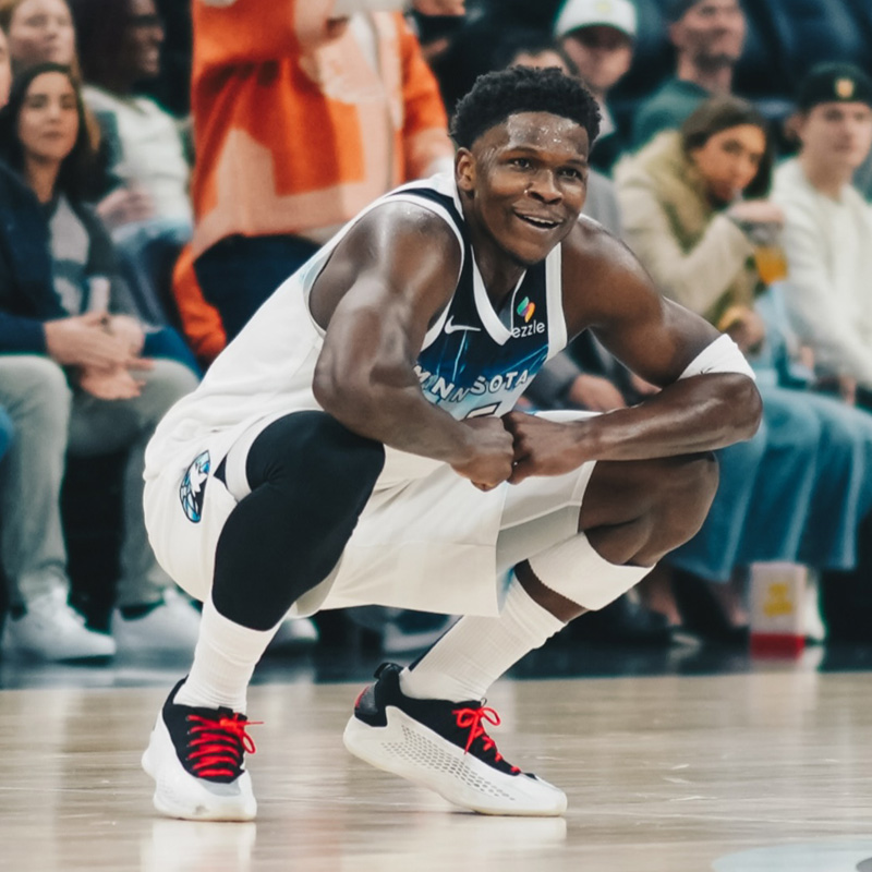 JustFreshKicks tweet media