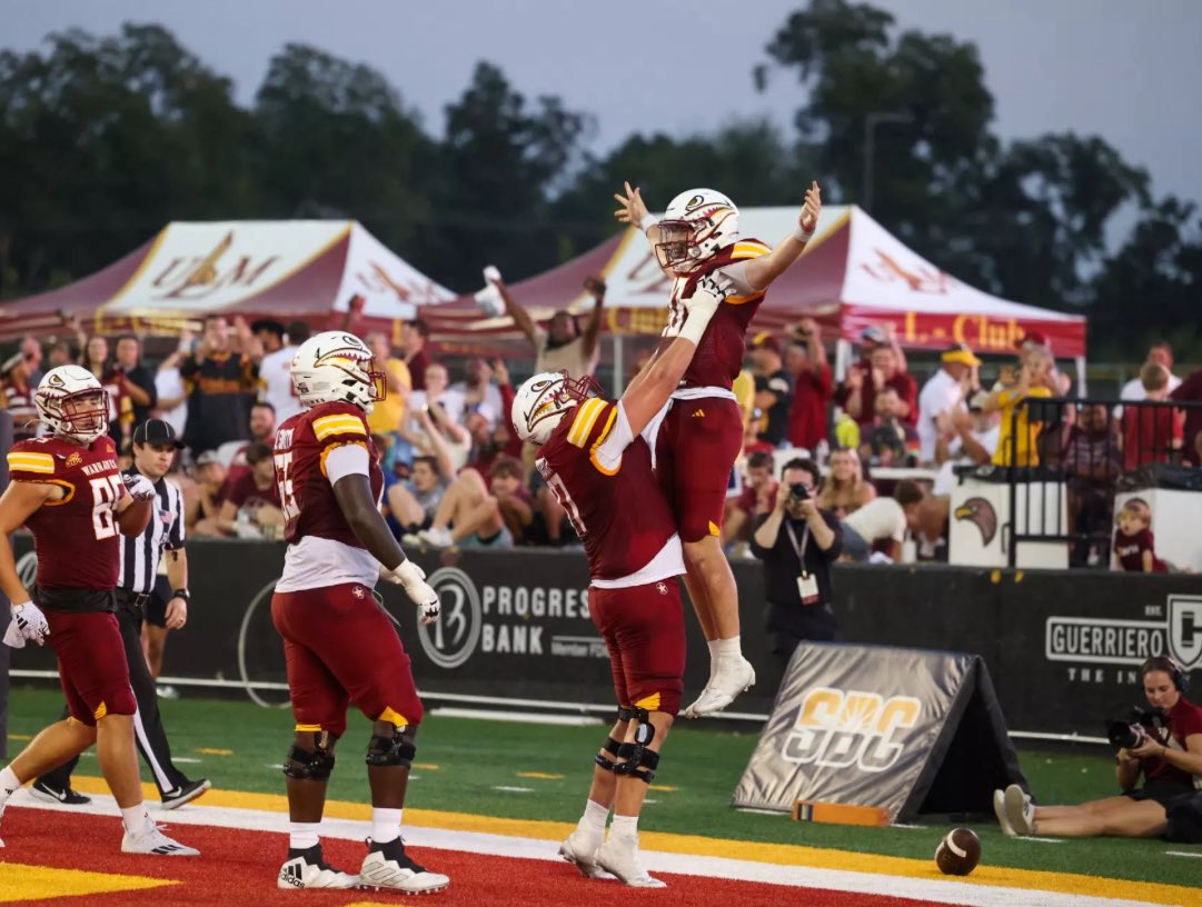 After a great conversation with <a href="/Coach_Cam71/">Coach Cam Blankenship</a> i am blessed to receive my 4th D1 offer from <a href="/ULM_FB/">ULM Football</a> 
<a href="/CoachSpeer15/">Tristan Speer</a> <a href="/Coach_KD75/">Kendrick Davis</a> <a href="/JUCOFFrenzy/">JUCO Football Frenzy</a>