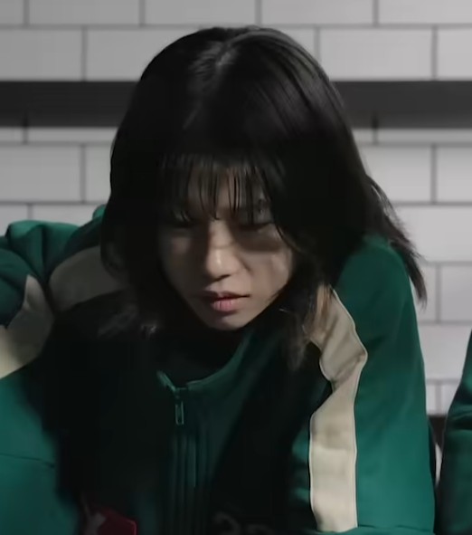 Jun hee looks so fine here🫦