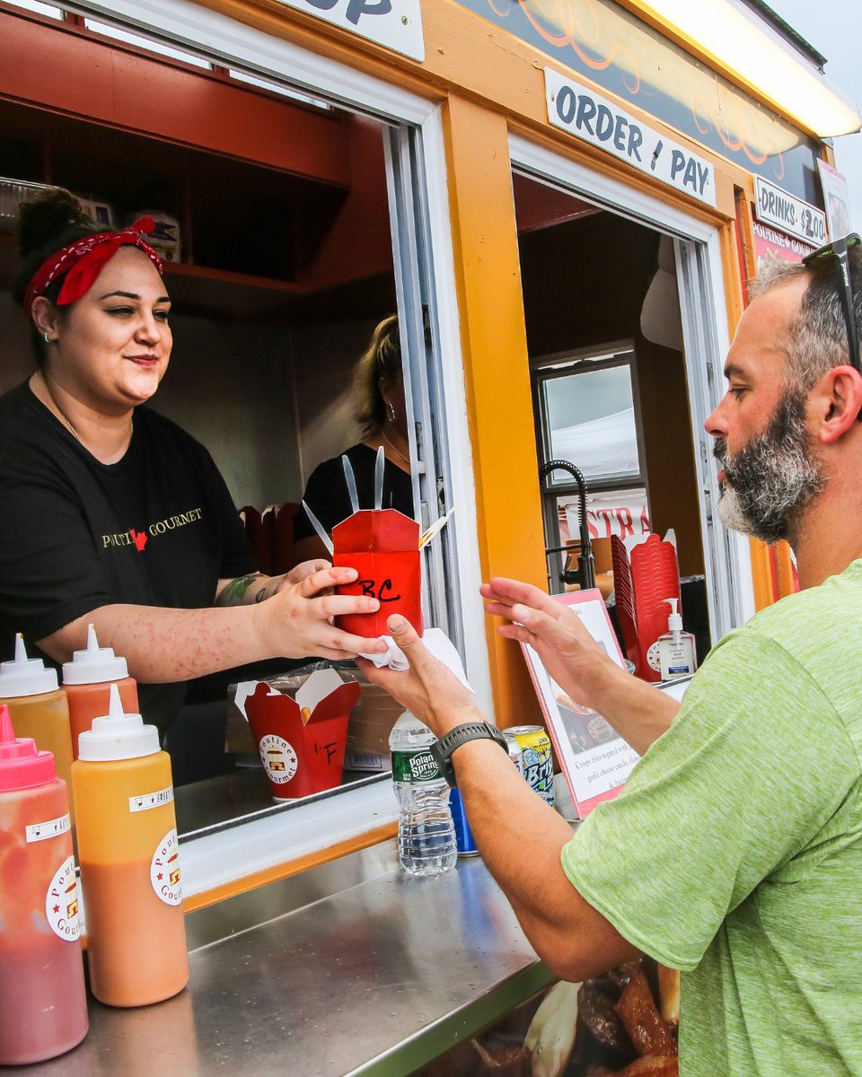 RITourism's tweet photo. Cheers to RI's hardworking laborers this #LaborDay! ๐ช Their dedication shapes our communities. #VisitRhodeIsland https://t.co/bjDGpCiV8A