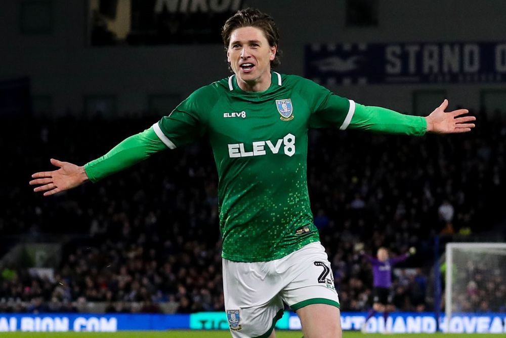 Summer signing number 7️⃣

🚪 Another one through the door! — Welcome to Lincoln City, Adam Reach! 🔴⚪️

#UTI