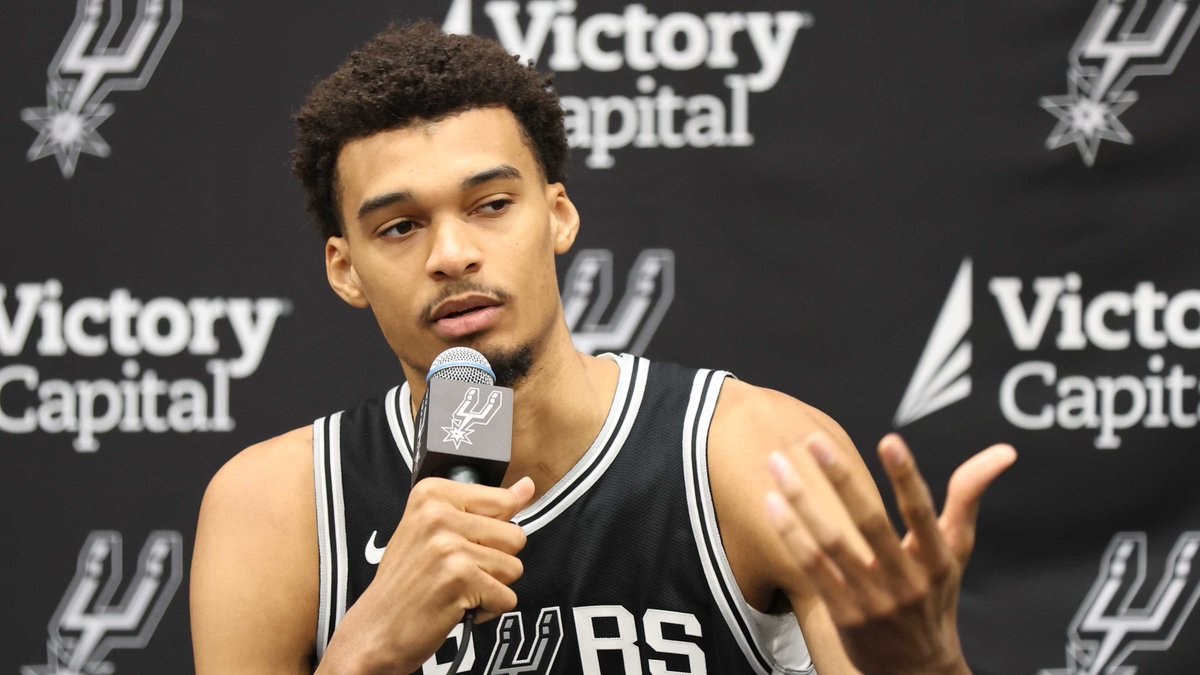 We're officially in "actual things happening" month! The Spurs will hold media day and begin training camp on Sept. 29.