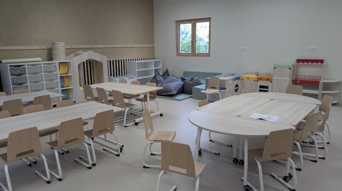 ECOMNEWS (@ecom_news) on Twitter photo 🏫💰 #Rentrée2025 à #MONTPELLIER | L'école Hypatie inaugurée ! Reportage au coeur de cette vitrine du plan École 2030 : 400M€ d'investissement et un objectif : casser le séparatisme scolaire par l'innovation pédagogique. bit.ly/46hfHLu #education <a href="/MDelafosse/">Michaël Delafosse - Maire de Montpellier</a> 🏫💰 #Rentrée2025 à #MONTPELLIER | L'école Hypatie inaugurée ! Reportage au coeur de cette vitrine du plan École 2030 : 400M€ d'investissement et un objectif : casser le séparatisme scolaire par l'innovation pédagogique. bit.ly/46hfHLu #education <a href="/MDelafosse/">Michaël Delafosse - Maire de Montpellier</a>