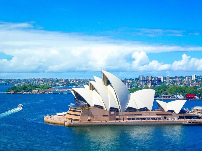 🟠BTC-ARCHIVE: "Coinbase e OKX lanciano prodotti Bitcoin per il sistema pensionistico australiano da 2,8 trilioni di dollari"