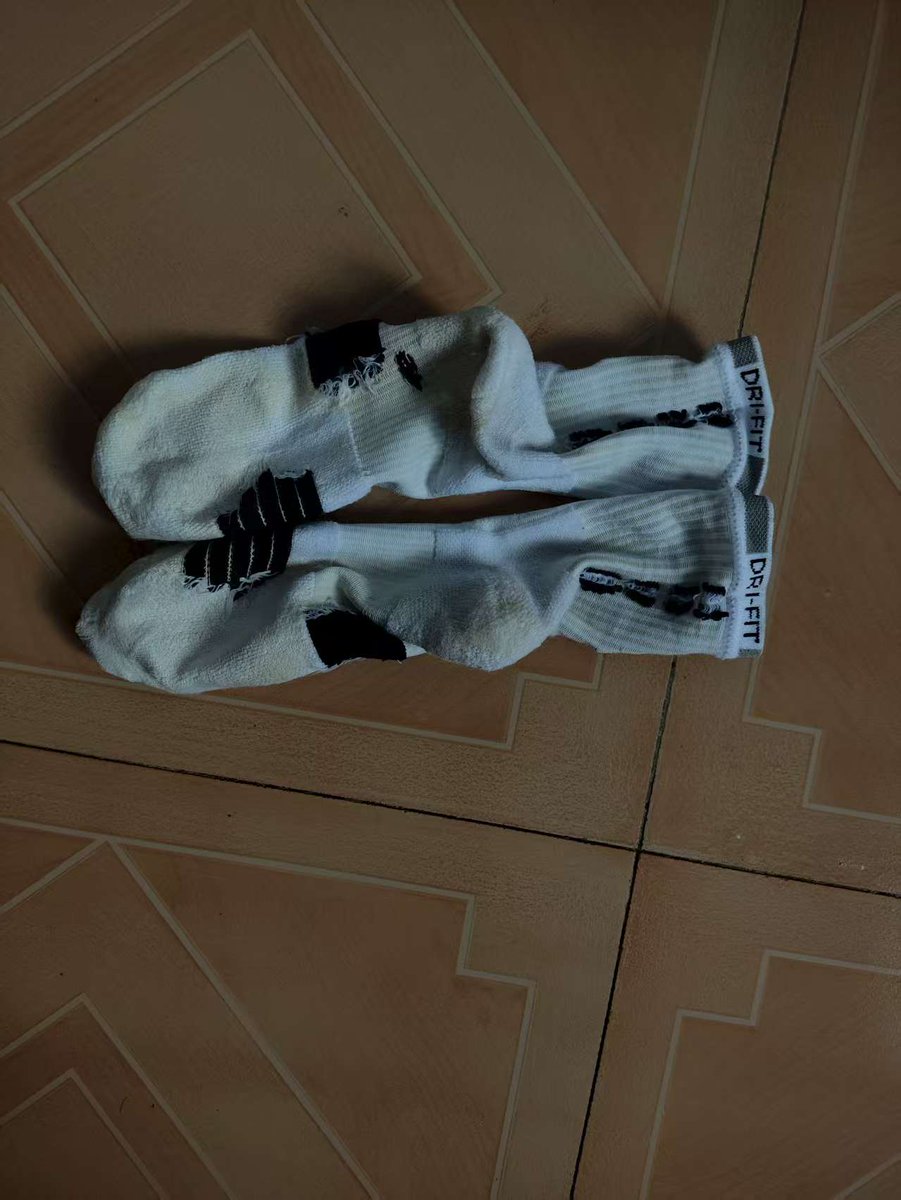 #体育生帅哥 #体育生原味 #体育生白袜 #体育生内裤 #直男体育生 简单加工一双篮球袜