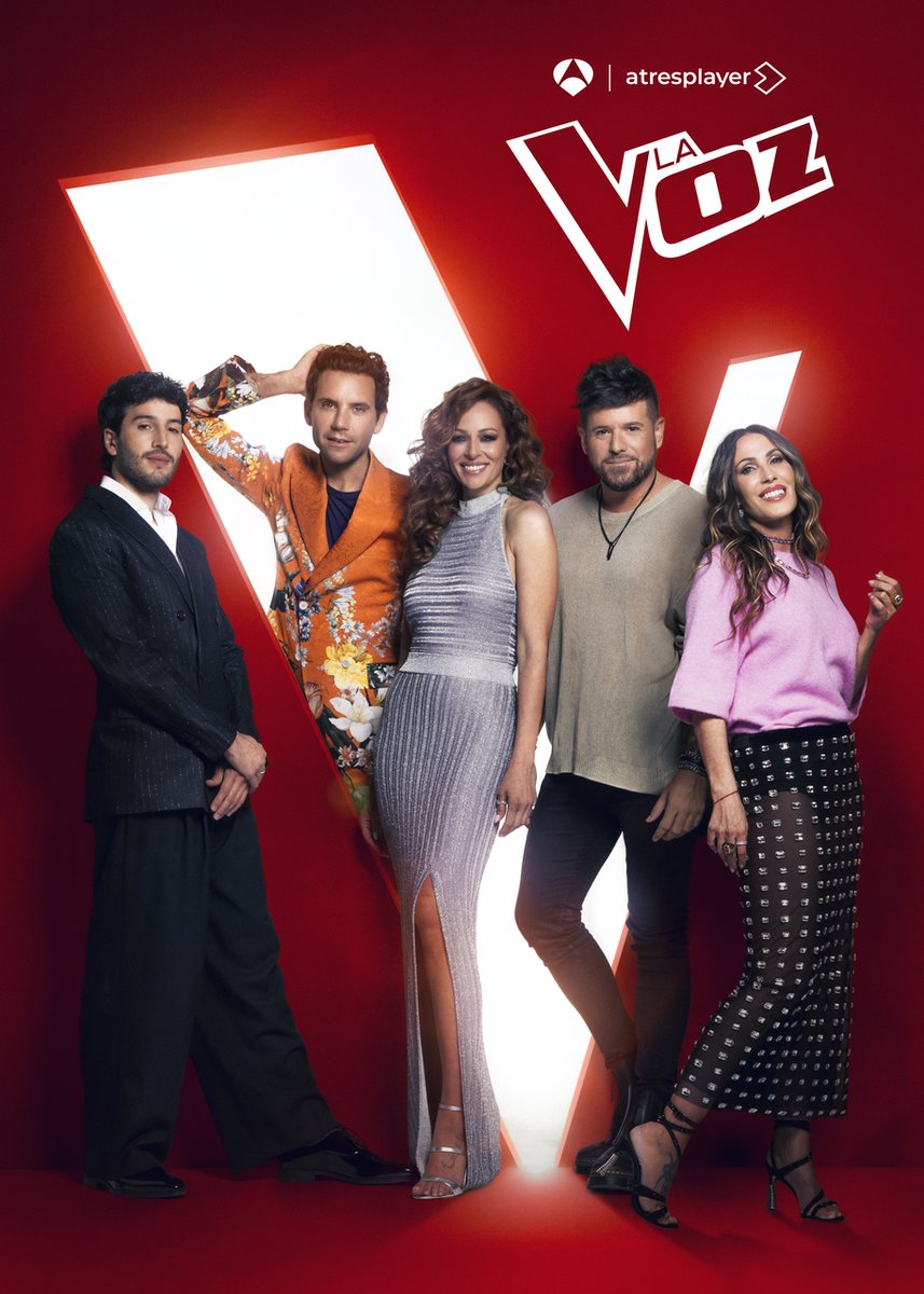 <a href="/evagonzalezf/">Eva González</a> <a href="/PabloLopezMusic/">Pablo López</a> 🎤 No sabéis las ganas que tenemos de que empiece la nueva temporada de #LaVoz. 🎤

GANAZAS. 🤩 ¿Y vosotros? 🤩