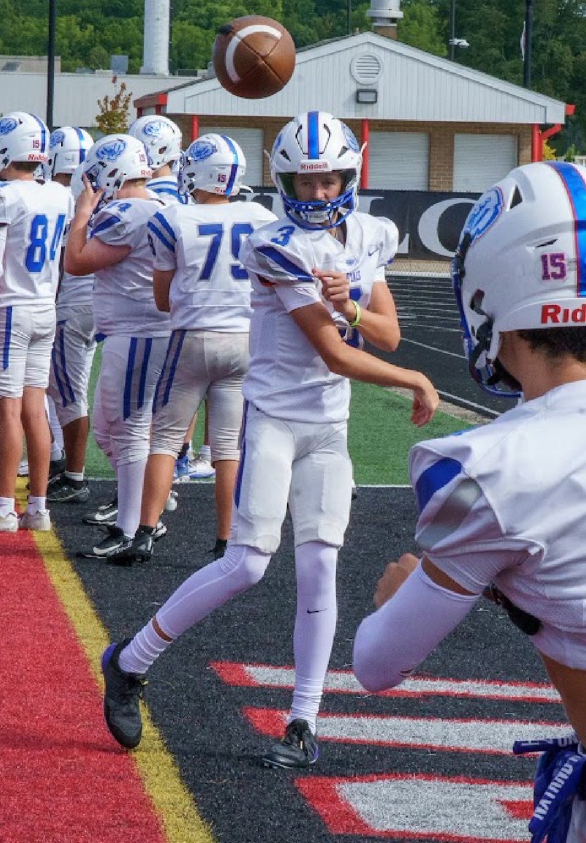 Week 2 Stats! 

10/10 (100%)
241 passing yards 
3 TDs! 
(Did not play 2nd Half)
GREAT TEAM WIN! 

<a href="/xfactorQB/">Anthony Morelli: X-Factor QB Academy</a> <a href="/SpencerFox7_/">Spencer Fox</a> <a href="/HSEFootball/">HSE Royal Football</a>