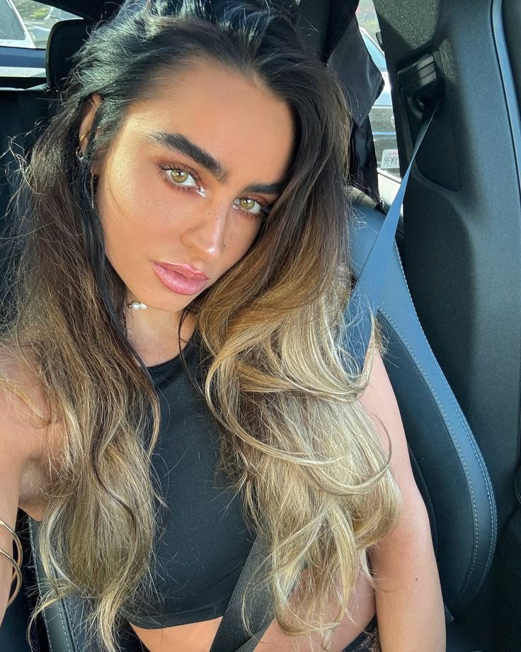 Sommer Ray (@raysommer49201) on Twitter photo 