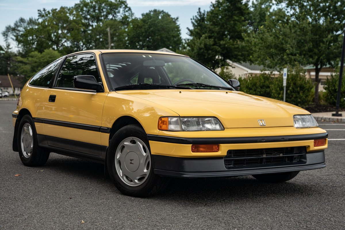Now live at BaT Auctions: 1988 Honda CRX Si 5-Speed. bringatrailer.com/listing/1988-h…