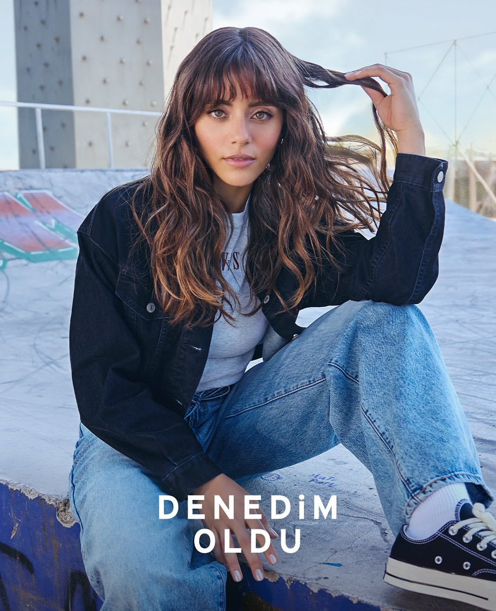 "Levis" markasının ilk Türk yüzü #SılaTürkoğlu oldu. 💥